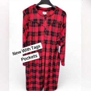 Aria Red Plaid Long Sleeve Polyester Size 2X. Nightgown